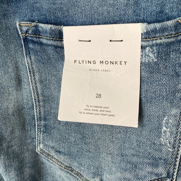 Flying Monkey Jeans Women’s 28 Distressed Blue Jeans Distressed Denim NWT - Picture 4 of 10